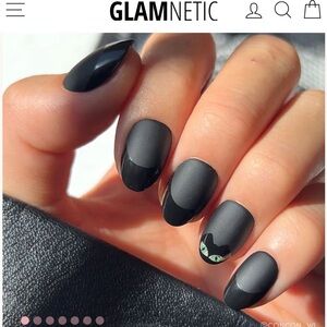 Glamnetic Nine Lives Nails